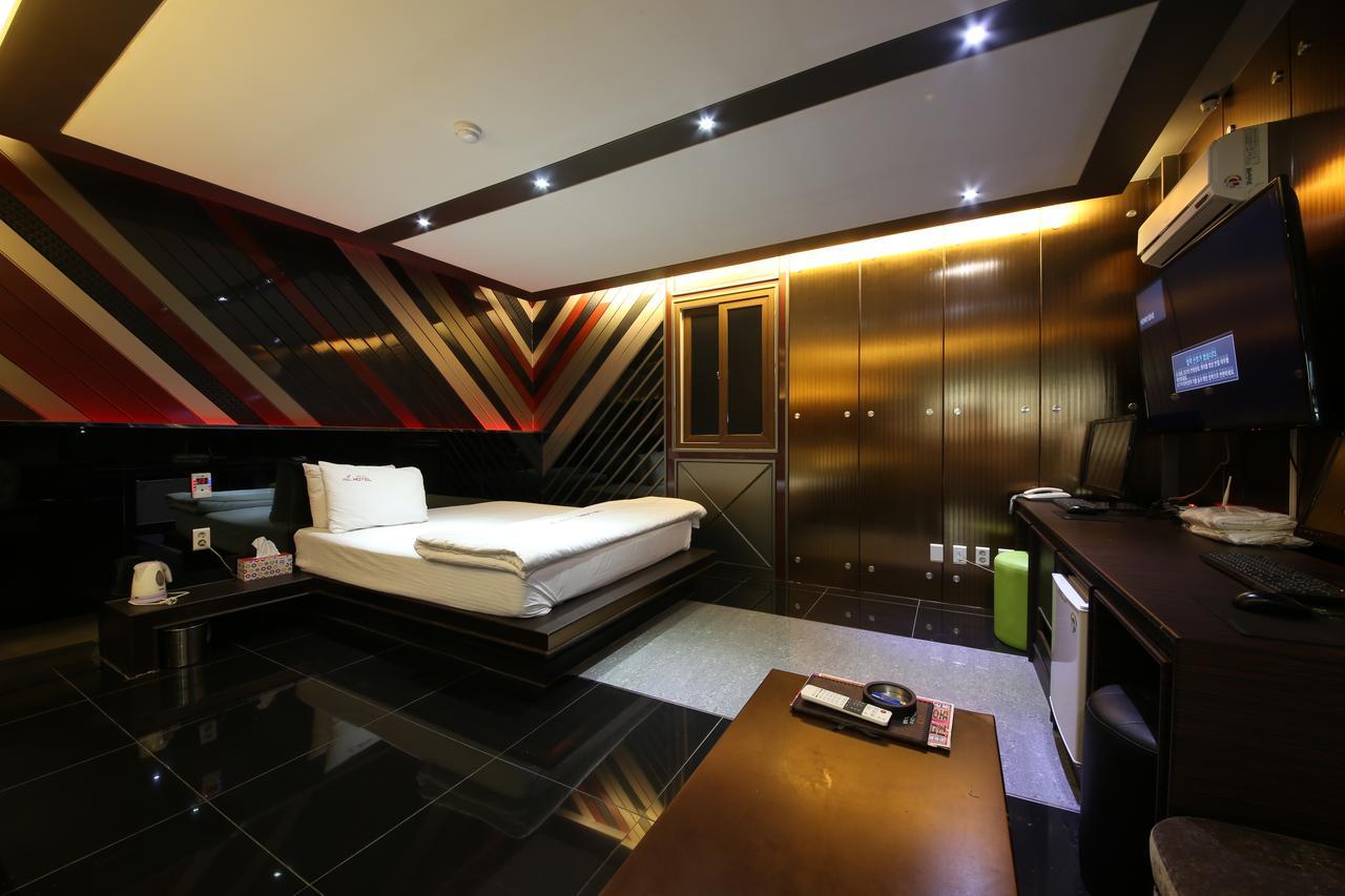 Daegu Piano Motel 外观 照片